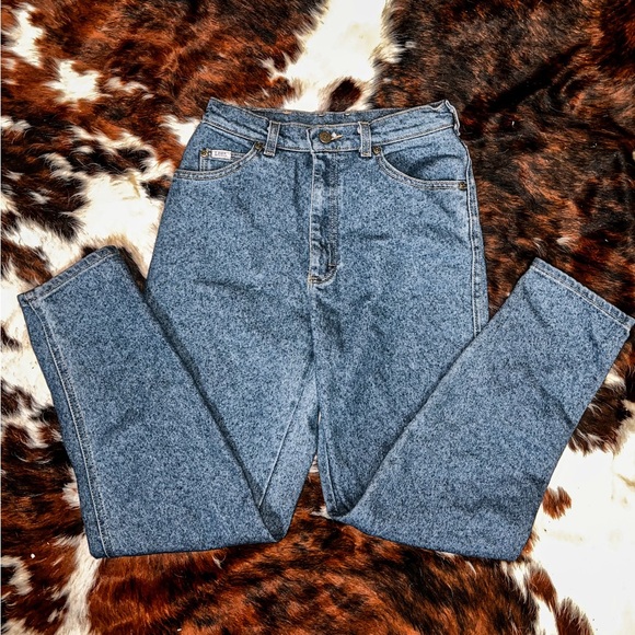 LEE Riders - Picture 2 of 5